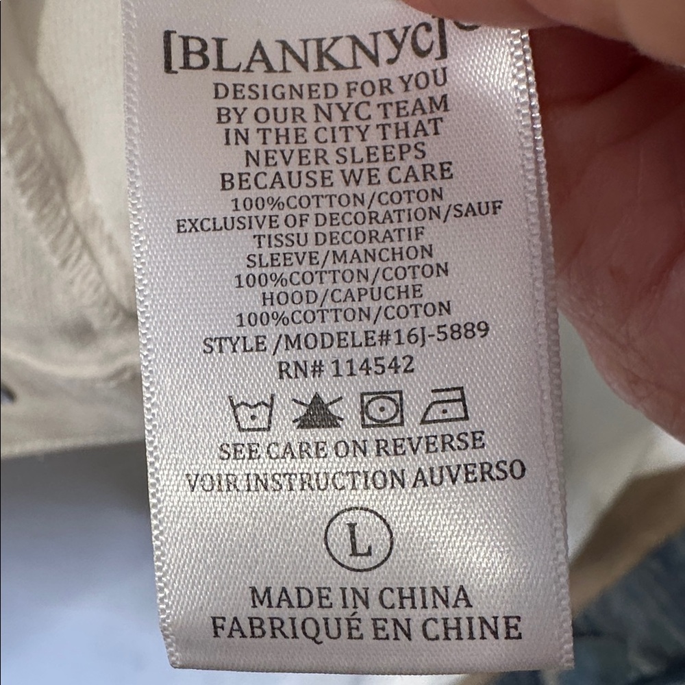 BlankNYC white denim and sweatshirt sleeves and hood jacket.  Size Large. VGUC - Picture 4 of 5